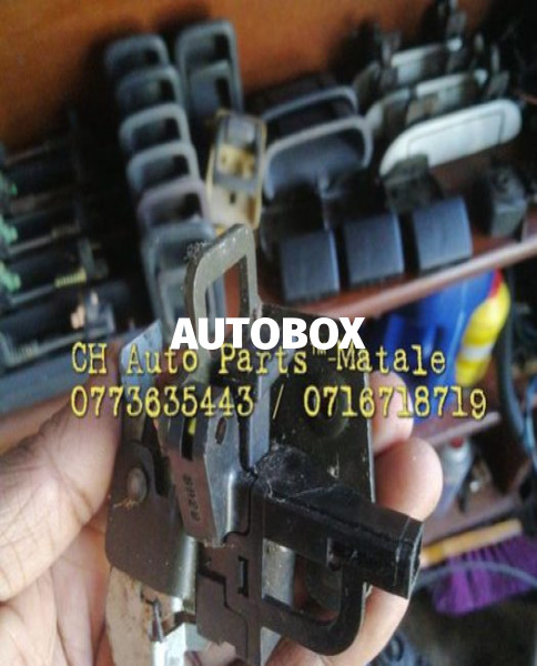 Nissan Sunny FB15 / N16