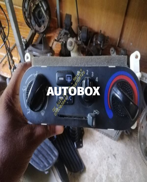 Nissan Sunny FB15  N16  Y11