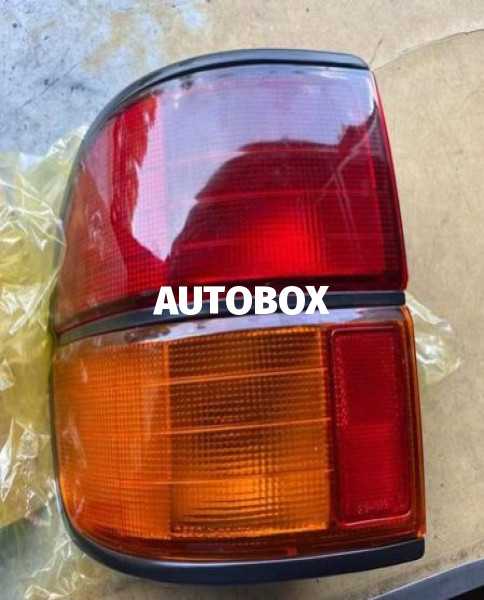 Toyota Town ace cr 27 dx tail lamp