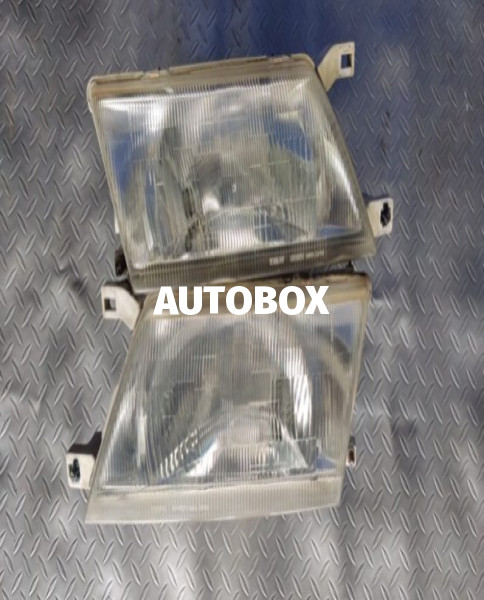 Nissan Sunny FB14 Headlight