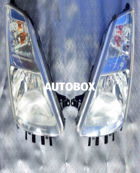 Toyota Prius 20 Head Light
