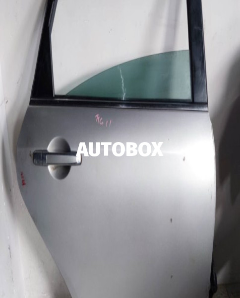 Nissan Bluebird Sylphy G11 Rear Door