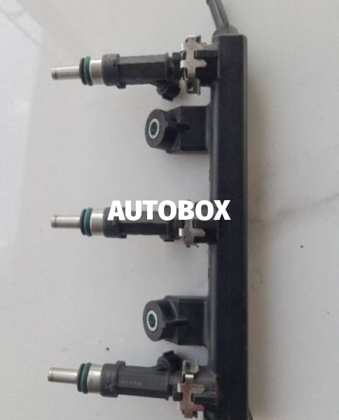 Suzuki Every DA17 Injector Rail