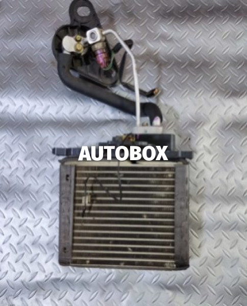 Mitsubishi minicab U61 AC Cooler